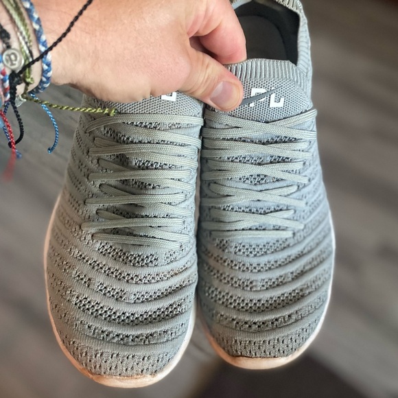 APL Men's TechLoom Wave Cement / White - Good Condition - Size 9 👟🔥 - Picture 11 of 11